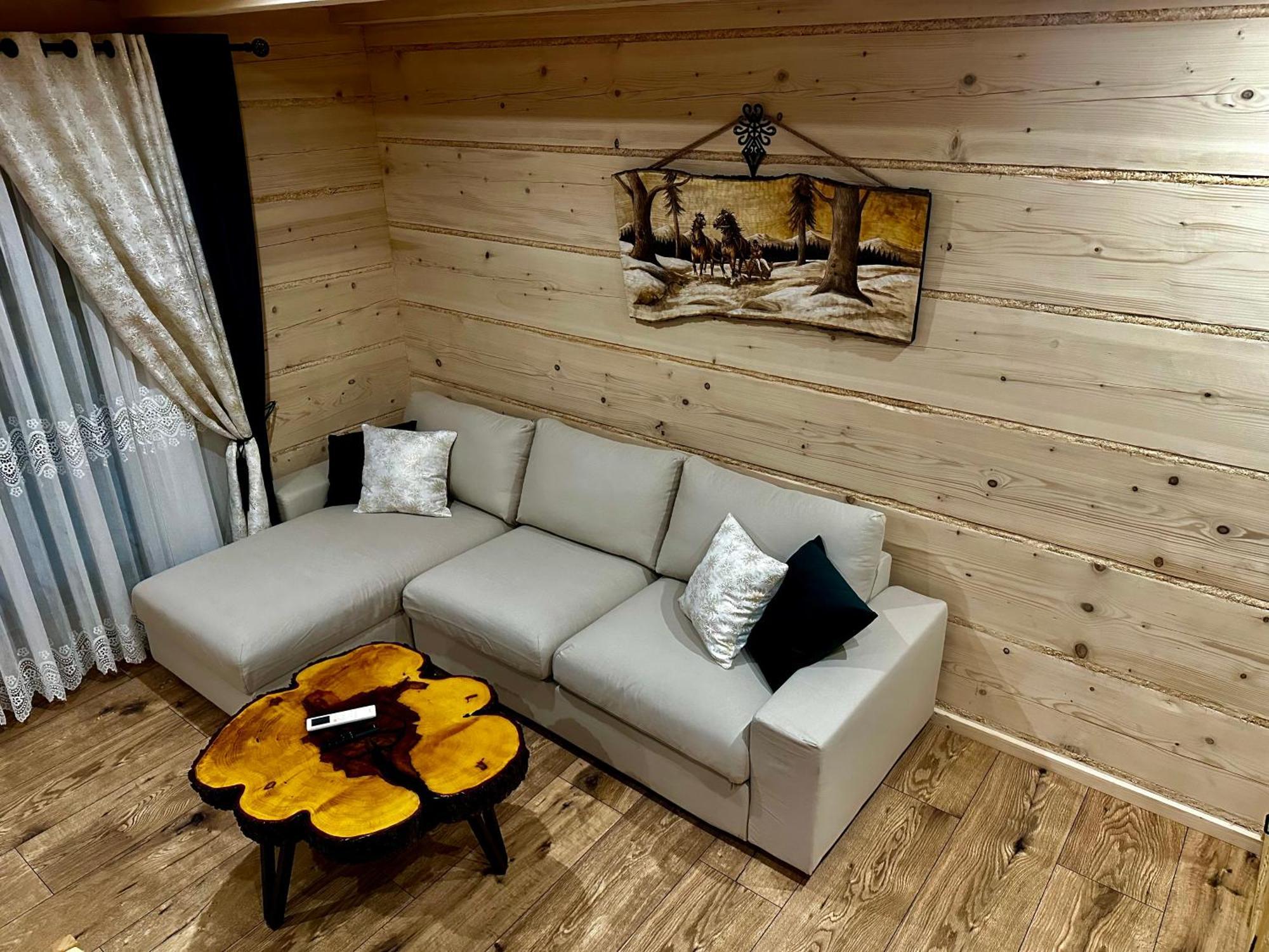 Goralska Osada Tatra House Z Jacuzzi Chalet *